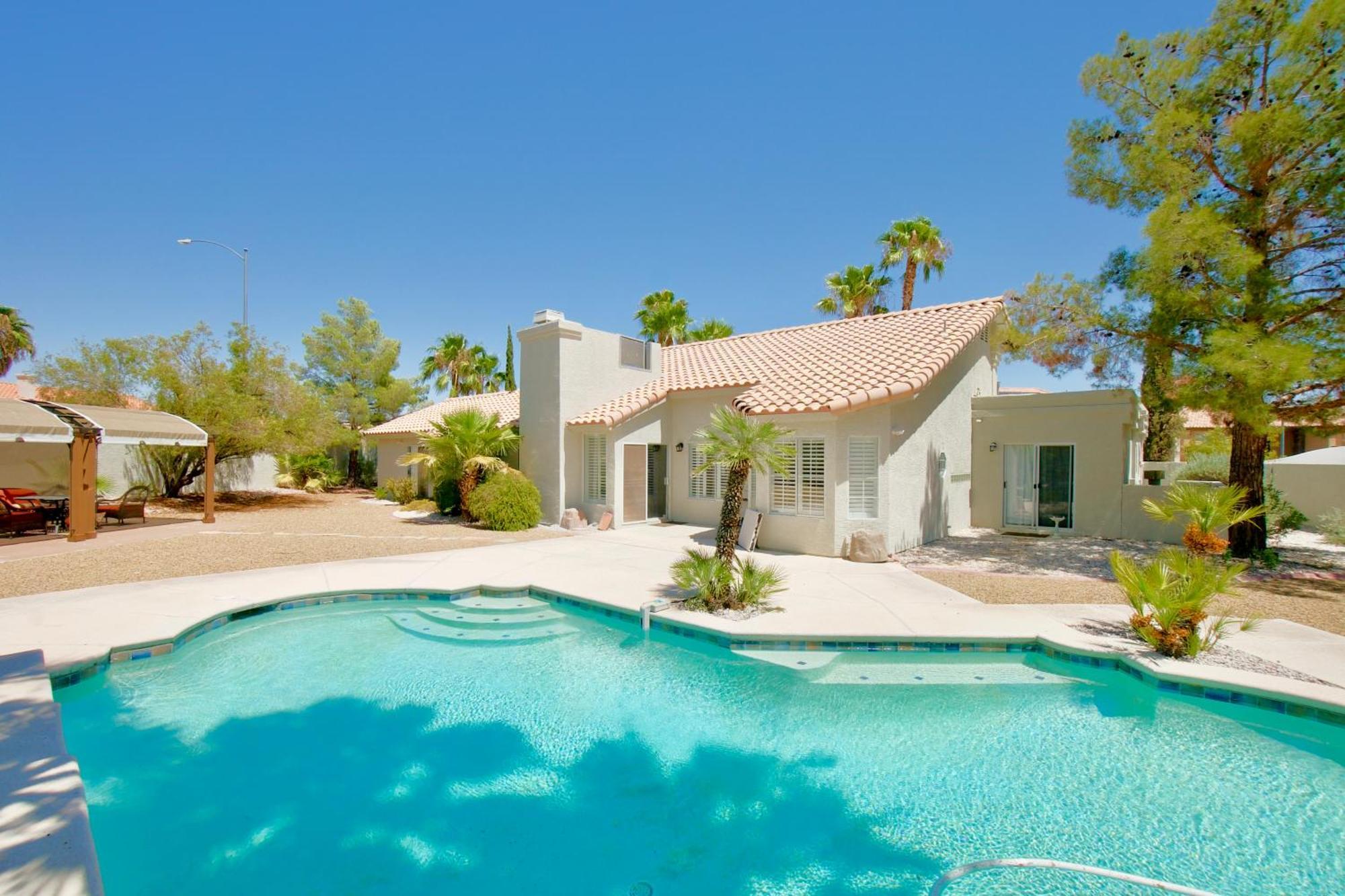 Сasa de vacaciones Vegas Lucky Vacation - Entire Home, Pool, 15mins From Strip And More! Las Vegas